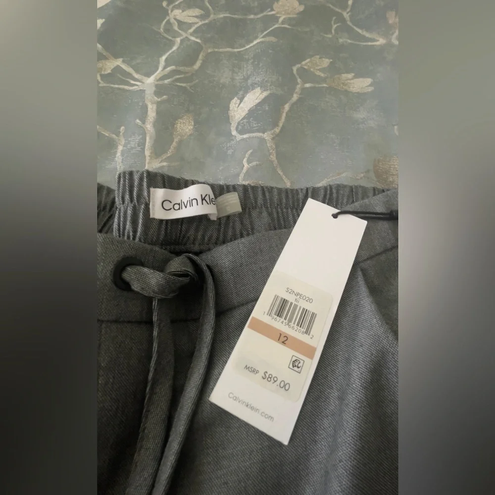 Calvin Klein Tapered Pull-On Pants Woman’s Gray Size 12 - Picture 12 of 16